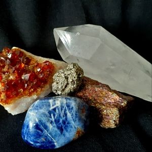 Crystal semiprecious stones geode collection